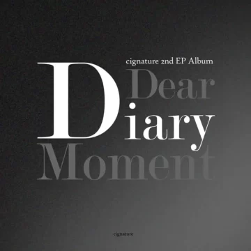 Dear Diary Moment cignature